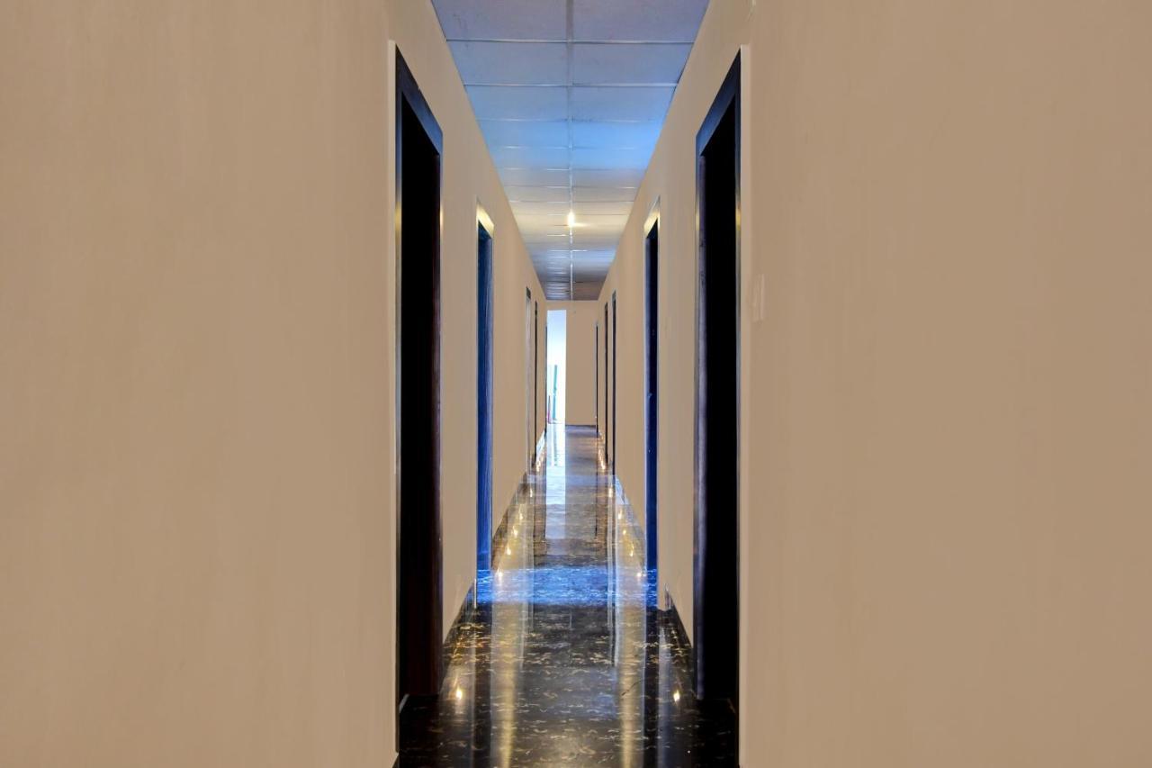 Oyo Townhouse 779 Gods County Hotel Tarapith Exterior photo